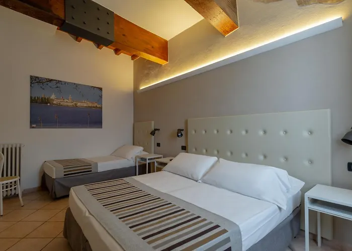 Hotel Mantegna Stazione