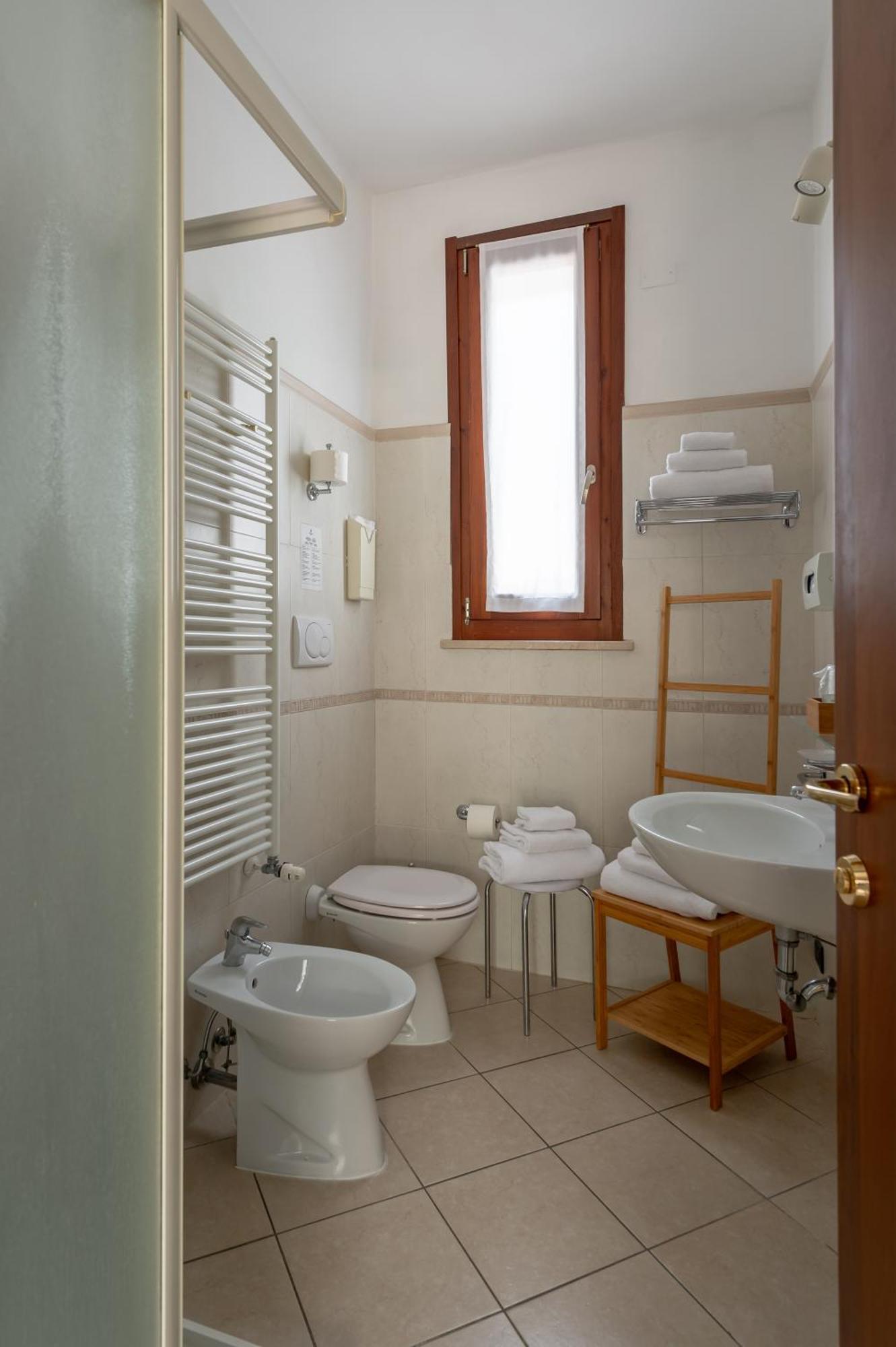 Hotel Mantegna Stazione 3*