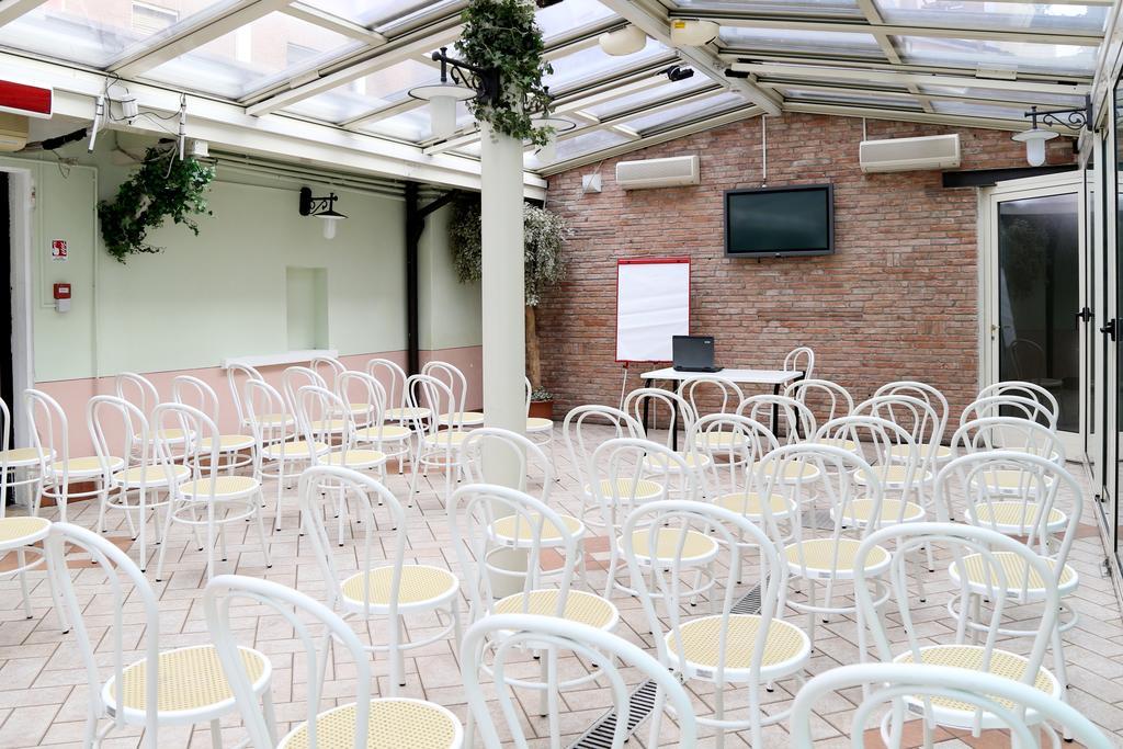 Mantegna Stazione Hotel 3*