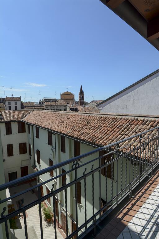 Mantegna Stazione