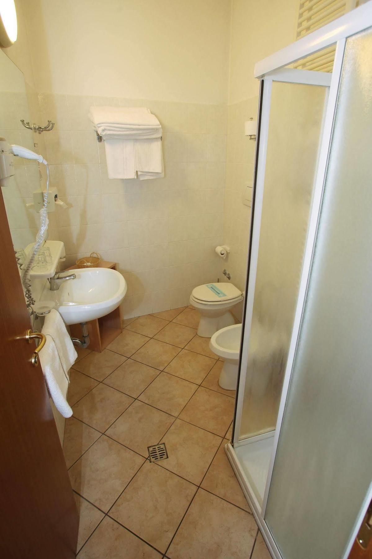 Mantegna Stazione Hotel 3*