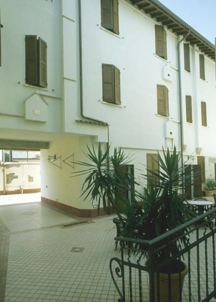 Mantegna Stazione Mantoue