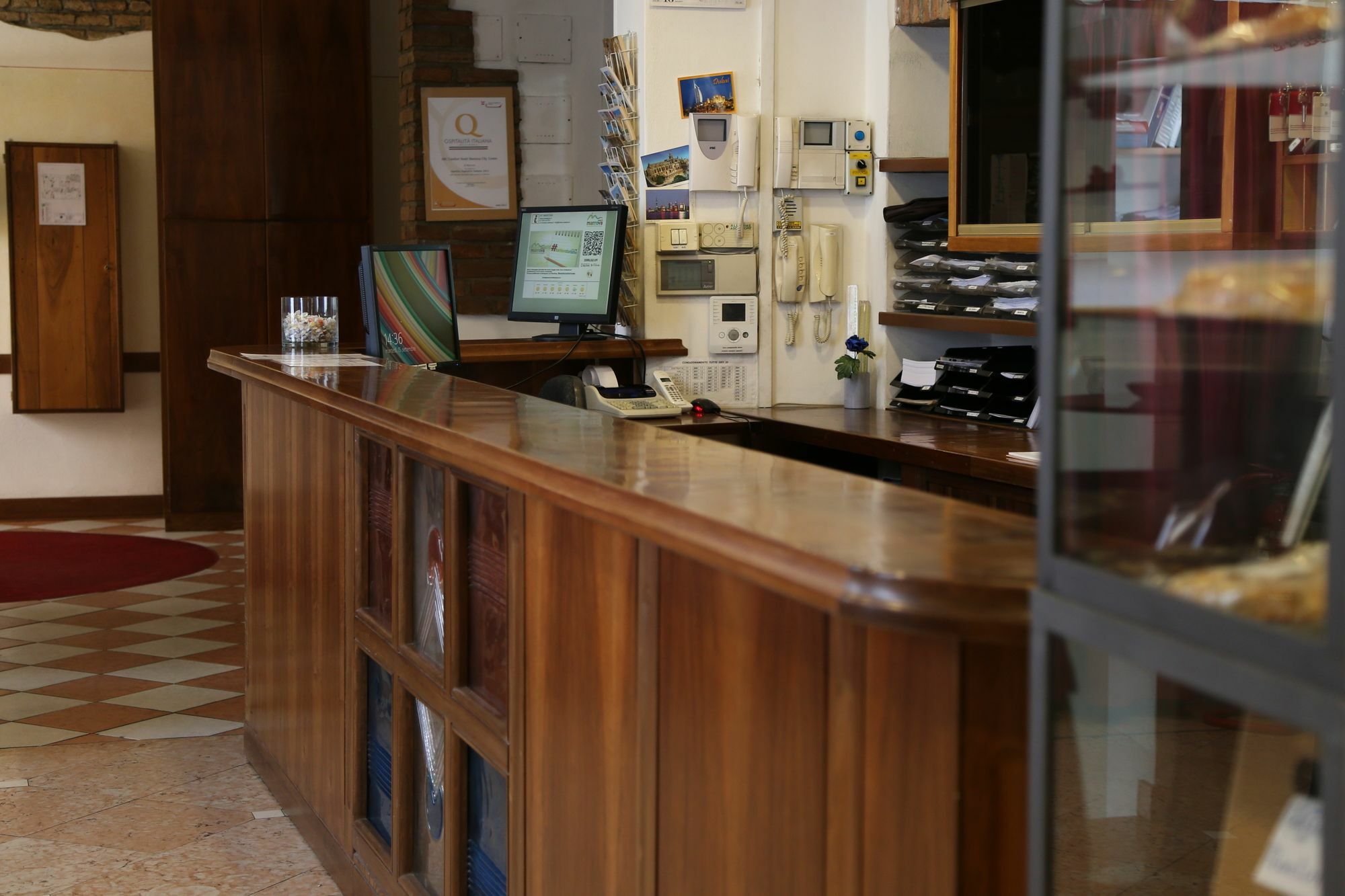 Mantegna Stazione Hotel 3*